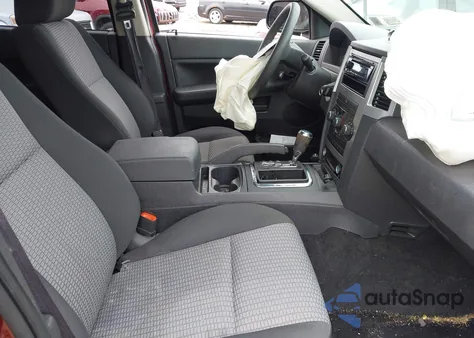 2008 Jeep Grand Cherokee Laredo z USA, uszkodzony, nr VIN 1J8GR48K98C245559